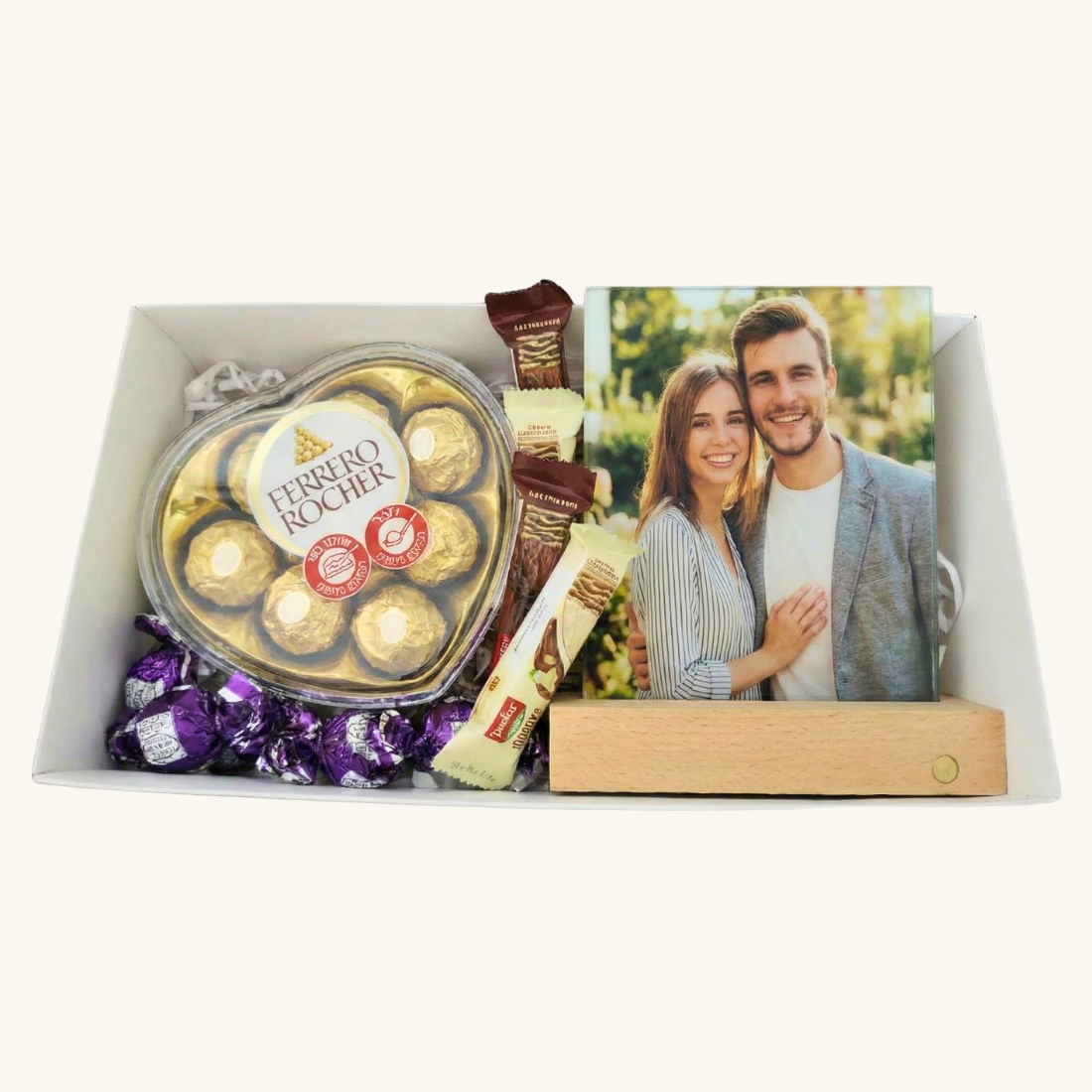 זכוכית מאירה על מעמד עץ עם תמונה מותאמת שלכם